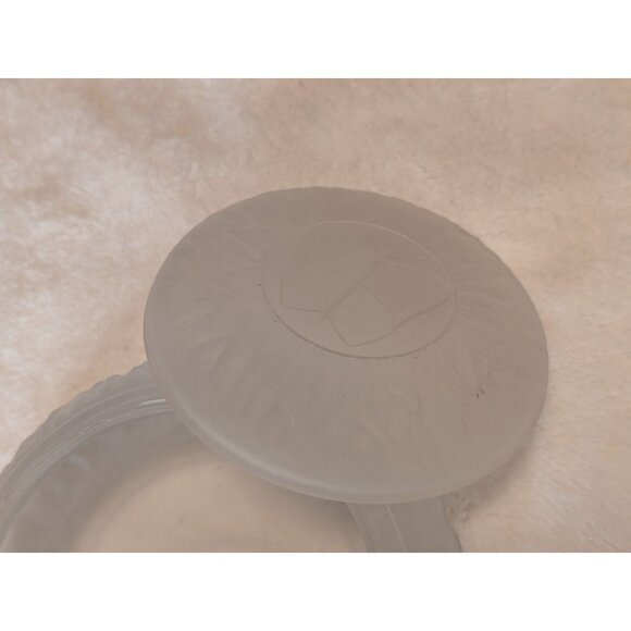 Vintage L E Smith Frosted Satin Glass Vanity Powder Jar Butterfly Lid - Picture 4 of 9